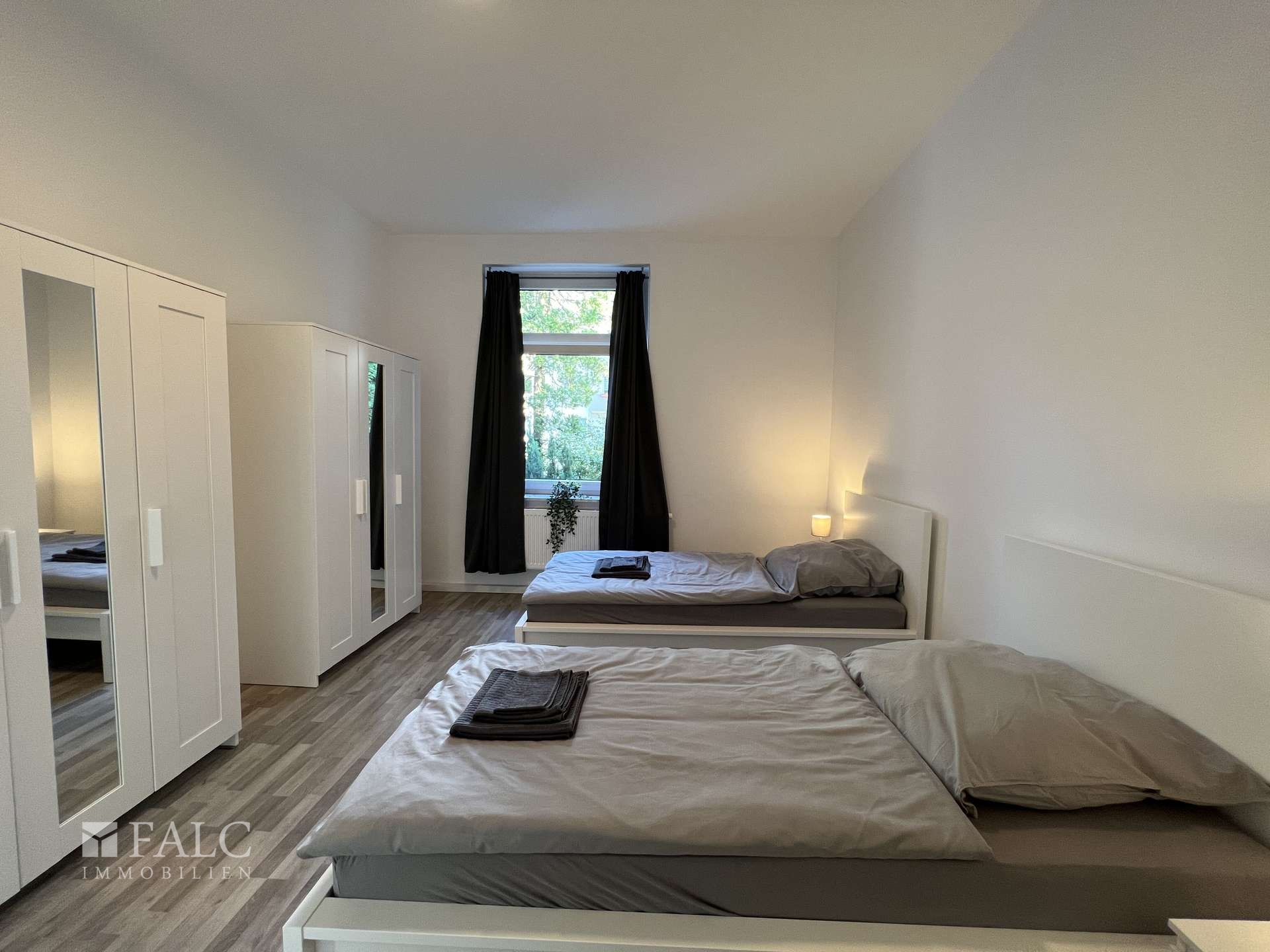Schlafzimmer 2